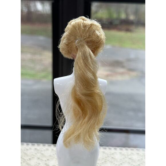 Vintage 1982 Happy Birthday Barbie Doll #1922 Head - Picture 4 of 6